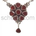 Collier mit Granaten, Facettenschliff