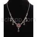 Collier mit Granaten, Facettenschliff, leicht